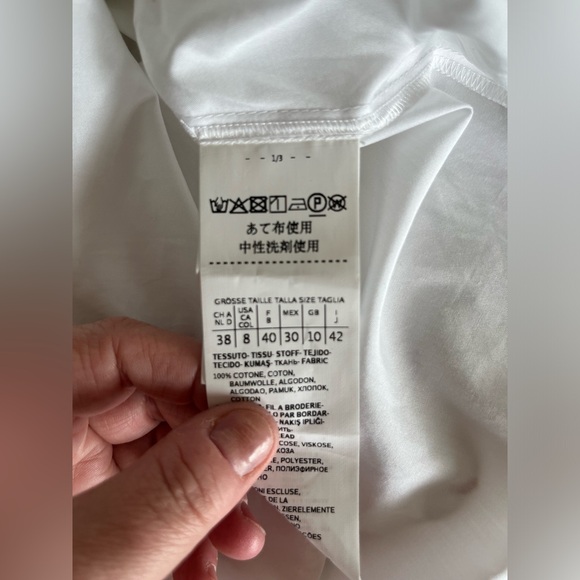 NWT MaxMara Weekend Sleeveless White with Blue Embroidered Top Size 8 - Picture 9 of 10